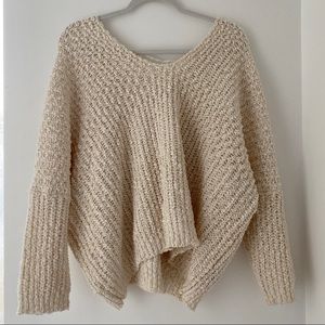 CHUNKY OVERSIZED CREAM SWEATER